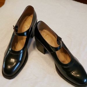 FREELANCE CLASSICS SHOES